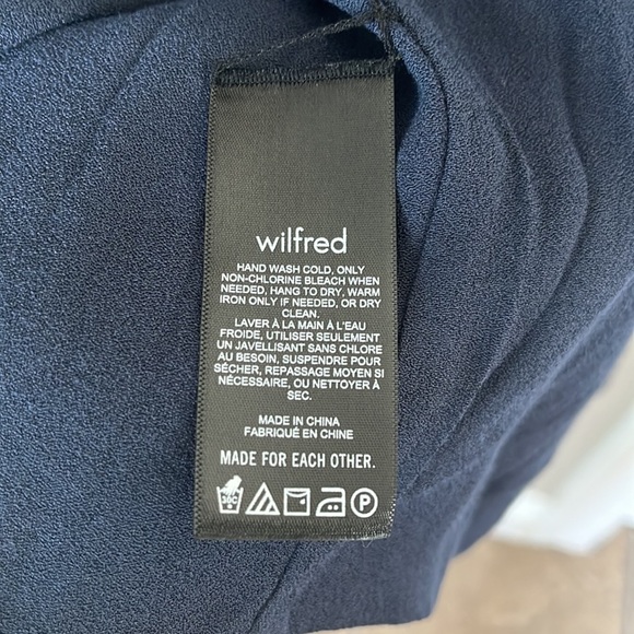 SOLD!! BNWT Aritzia Wilfred Novella Dress Size 0 in Total Eclipse - Picture 6 of 7